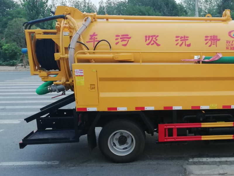 馬桶堵了怎么辦？馬桶堵塞的原因及解決方法